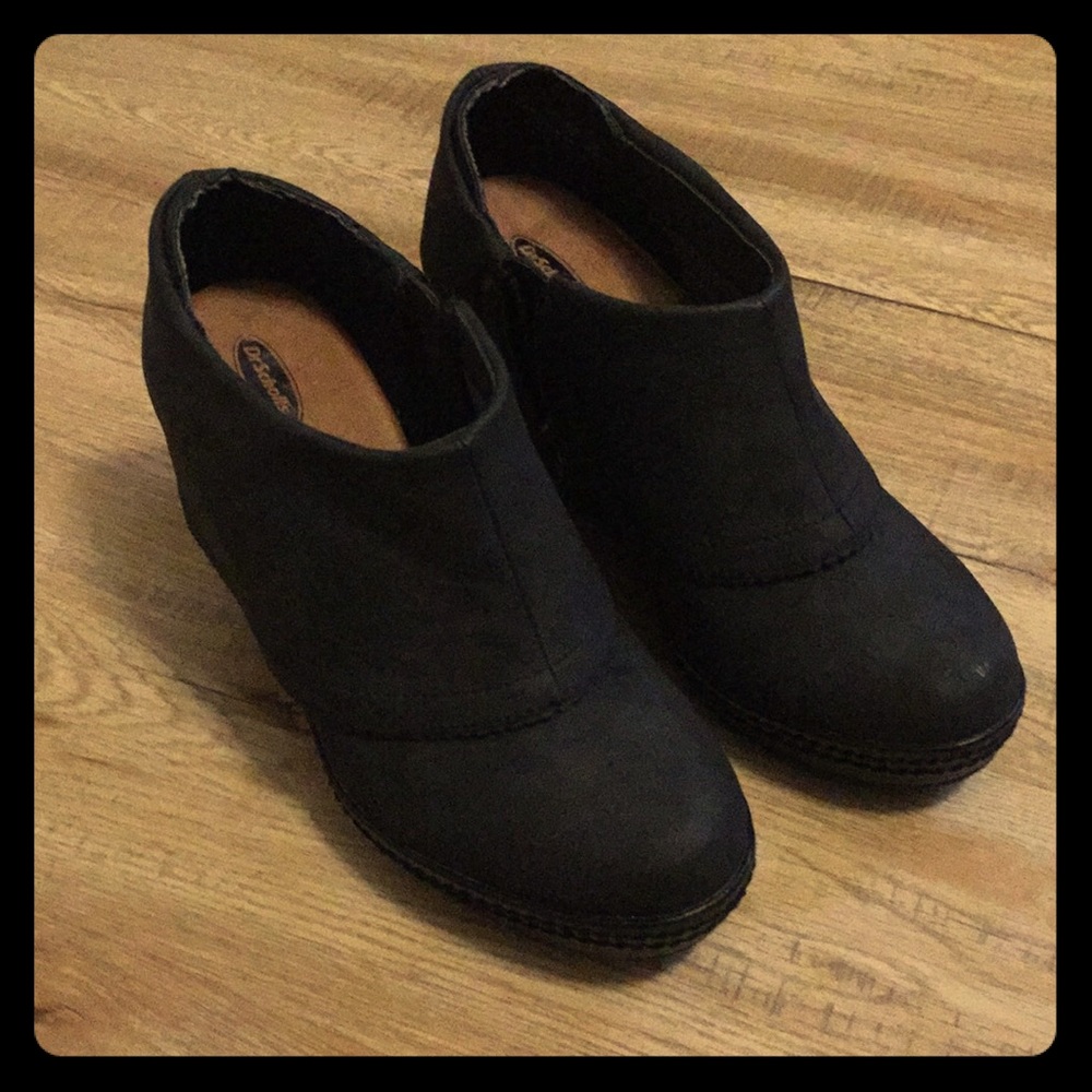 Worn twice! Dr Scholls black booties size 7.5